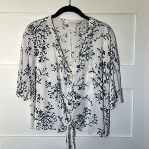 LUQ short sleeve floral blouse